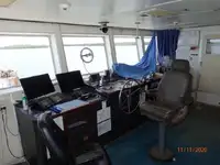 Tàu đổ bộ, chở hàng để bán