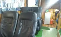 Tàu dẫn đường để bán