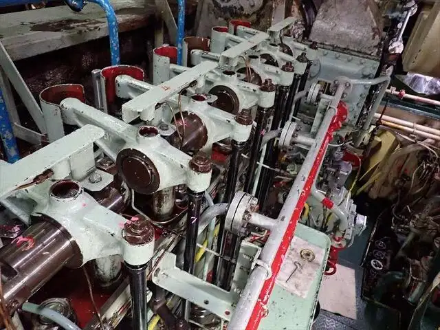 Tàu chở dầu/hóa chất để bán