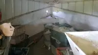 Tàu kéo lưới để bán