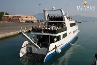 Tàu phà rao bán