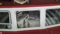 Tàu kéo lưới để bán