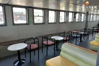 Tàu phà để bán
