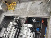 Tàu chở thủy thủ đoàn để bán
