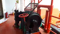 Tàu kéo để bán