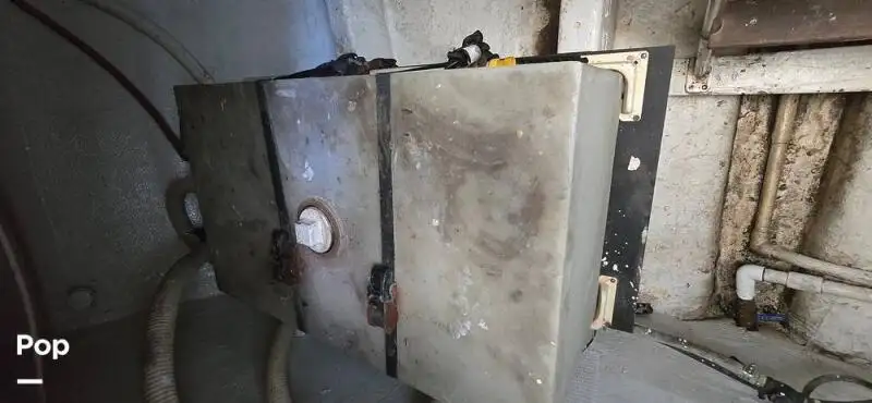 Tàu hỗ trợ lặn để bán