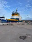 Tàu cung cấp để bán
