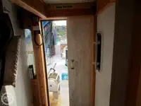 Tàu kéo lưới để bán