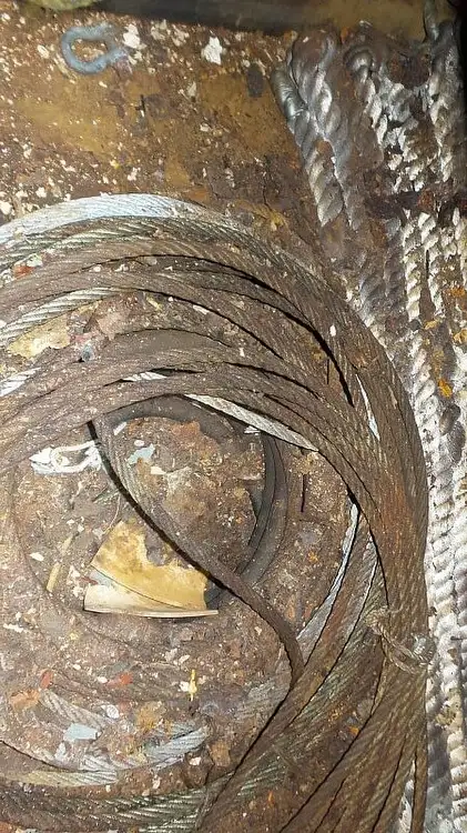 Tàu kéo để bán