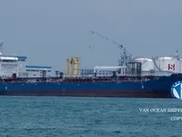 Tàu chở dầu/hóa chất để bán