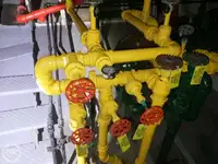 Tàu du lịch để bán