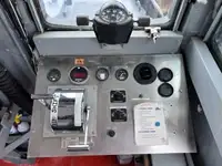 Tàu kéo để bán