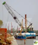 Tàu nạo vét để bán