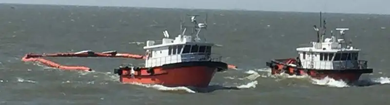 Tàu dẫn đường để bán