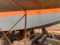 Tàu phà để bán
