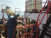 Tàu kéo để bán
