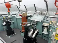 Tàu kéo để bán