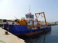 Tàu kéo để bán