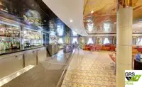 Tàu du lịch để bán