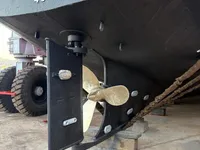 Tàu khảo sát để bán