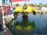 Tàu ngầm để bán