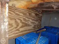 Tàu kéo lưới để bán