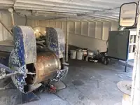 Tàu kéo lưới để bán