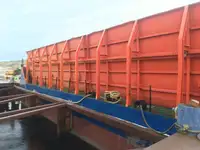 Sà lan để bán