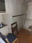 Tàu khảo sát để bán