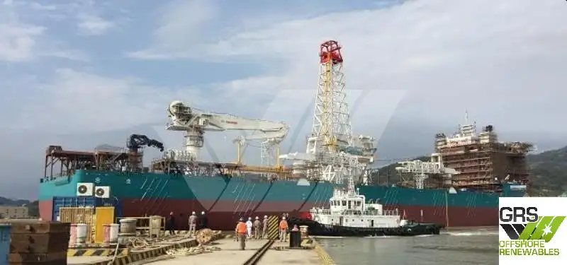 Tàu làm việc để bán