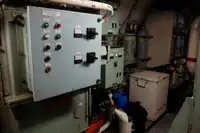 Tàu kéo để bán