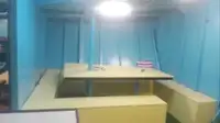Tàu làm việc để bán