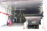 Tàu chở nhiên liệu để bán