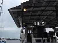 Tàu kéo để bán