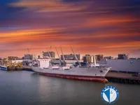 Tàu lạnh để bán
