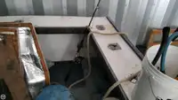 Tàu kéo lưới để bán