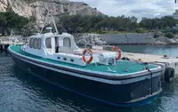 Tàu dẫn đường để bán