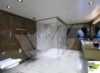 Tàu du lịch rao bán