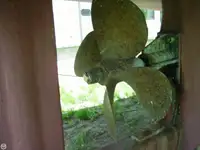 Sà lan để bán