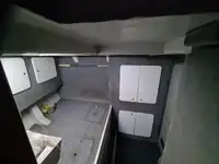 Tàu kéo lưới để bán