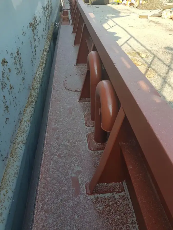 Sà lan để bán