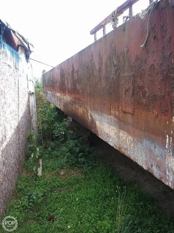 Sà lan để bán
