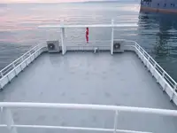 Tàu du lịch để bán