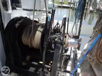 Tàu kéo lưới để bán
