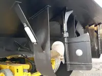 Tàu làm việc để bán