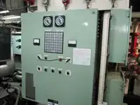 Tàu kéo để bán