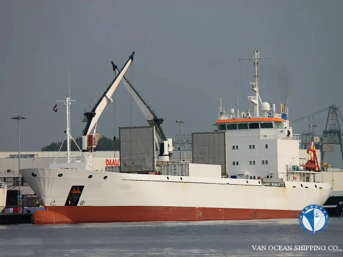 Tàu lạnh để bán