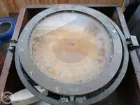 Tàu kéo lưới để bán