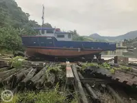 Tàu cung cấp để bán