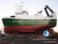 Tàu kéo lưới để bán
